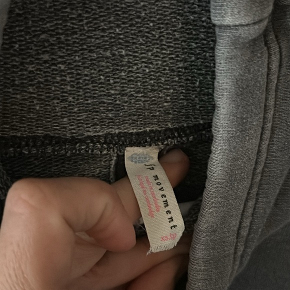 Free People pullover - Picture 4 of 4